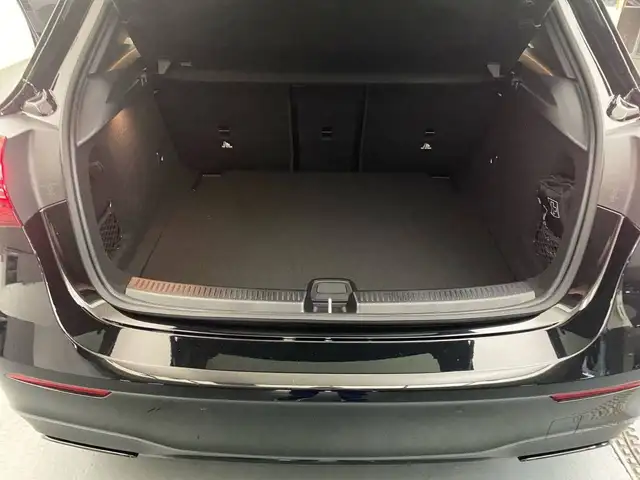 Mercedes-Benz A Class view 12
