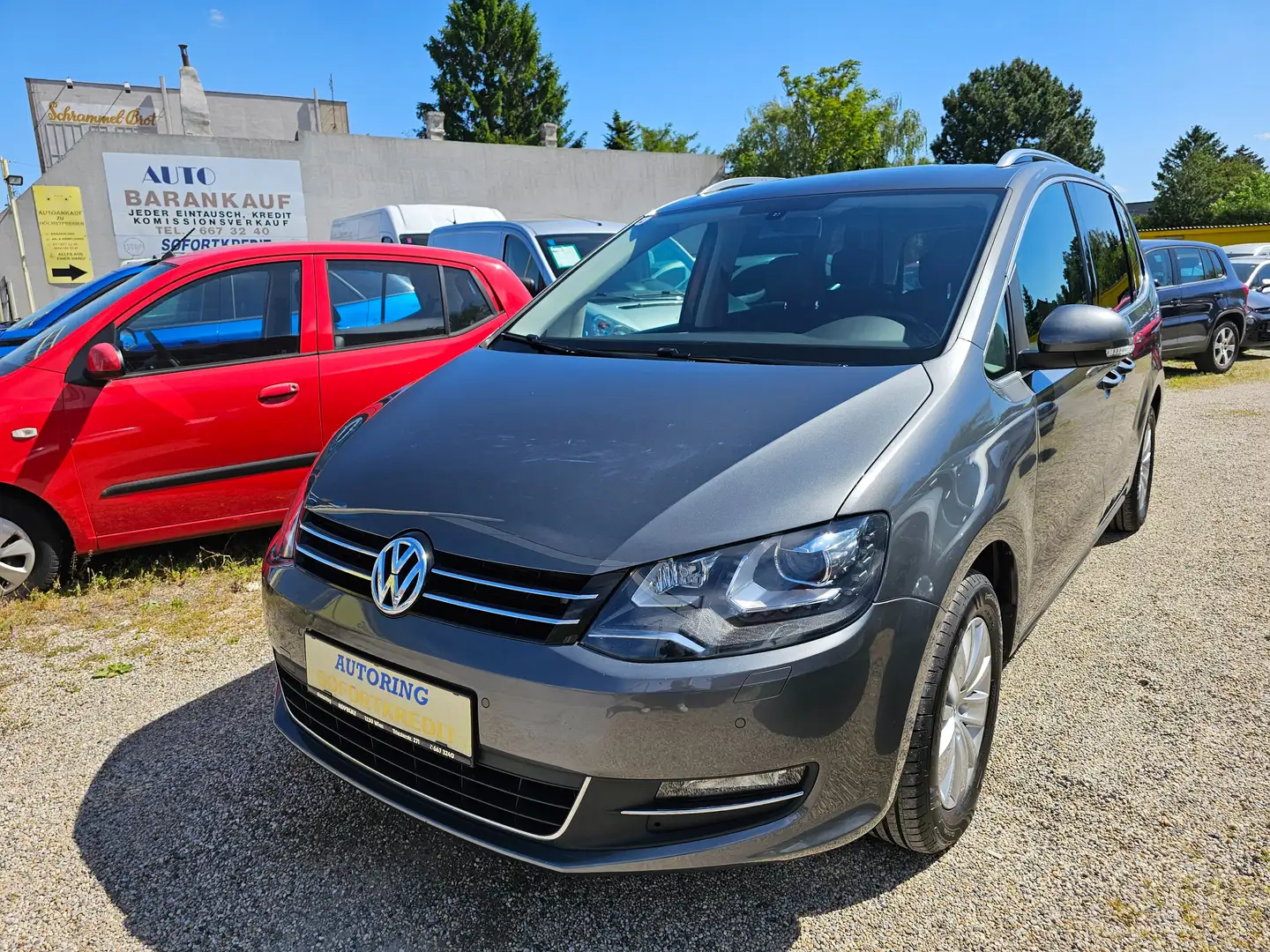 Volkswagen Sharan Sharan Sky BMT 2,0 TDI DPF DSG Grau - 1