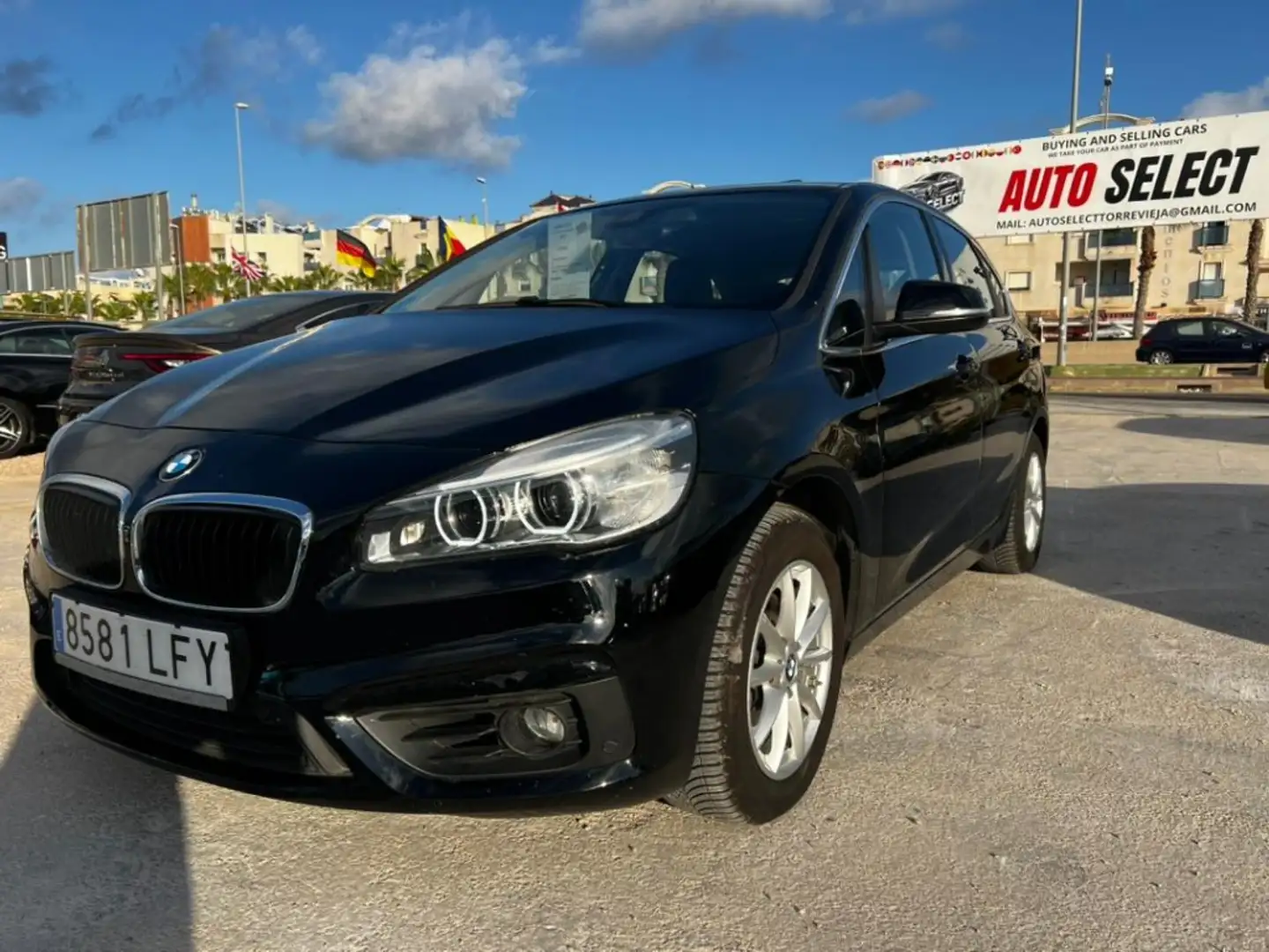 BMW BMW Serie 2 Todoterreno  Automático de 5 Puertas Nero - 2