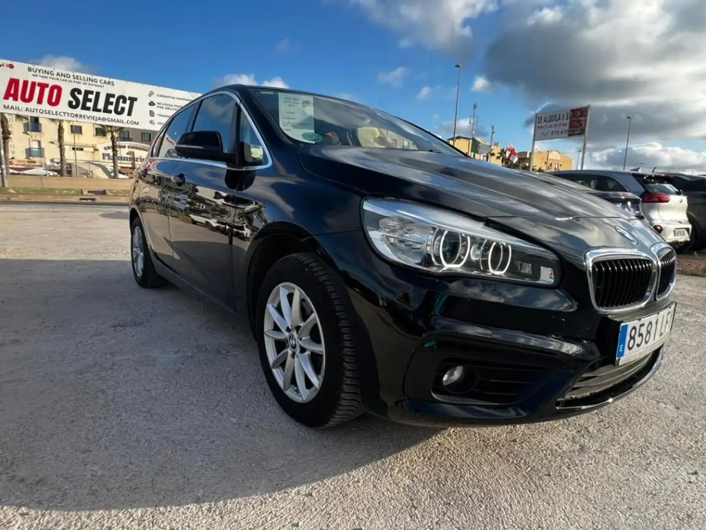 BMW BMW Serie 2 Todoterreno  Automático de 5 Puertas Nero - 1