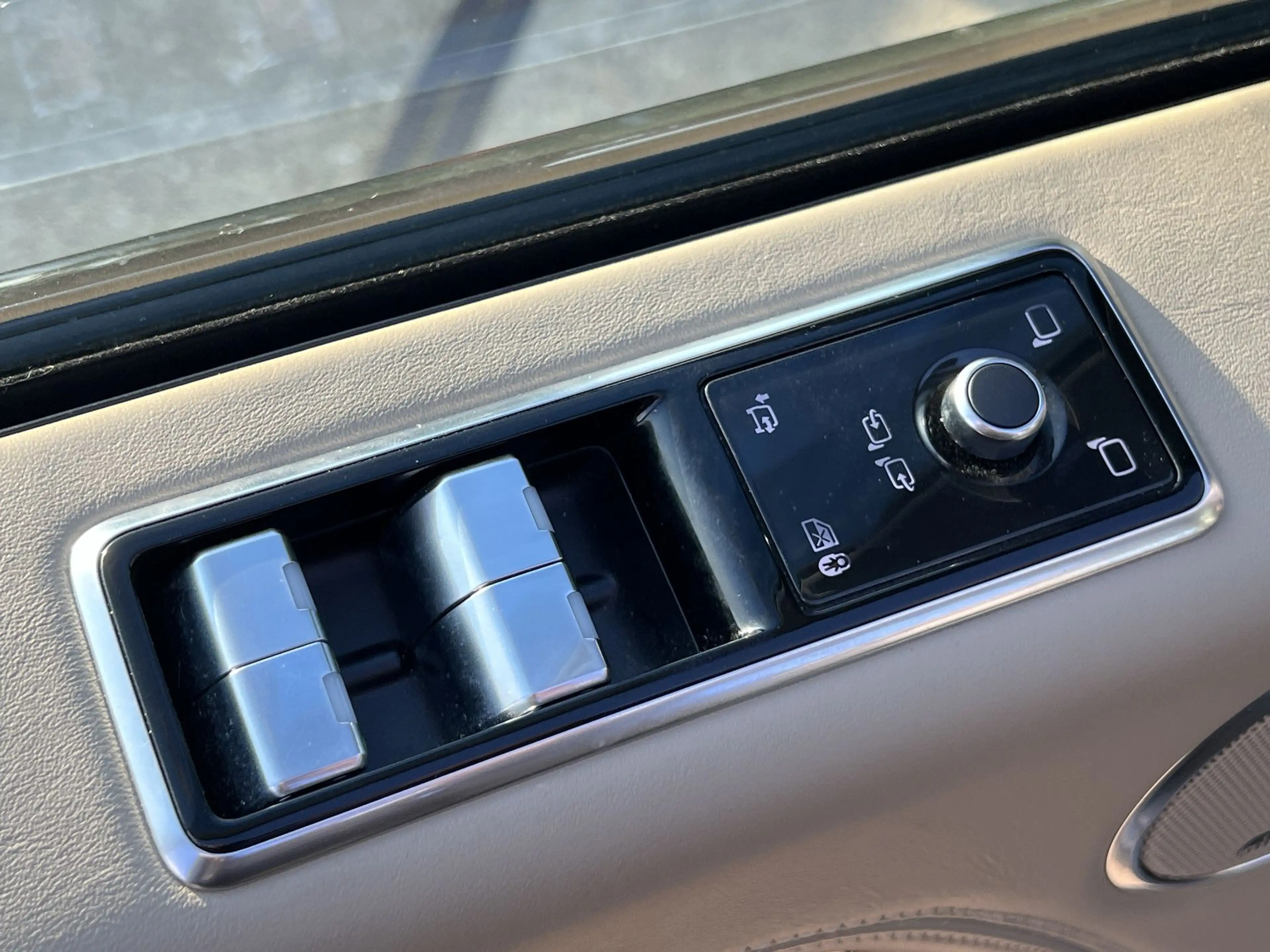 Land Rover Range Rover 2.0 P400e Autobiography |SOFTCLOSE|PANO|MASSAGE| — photo 10