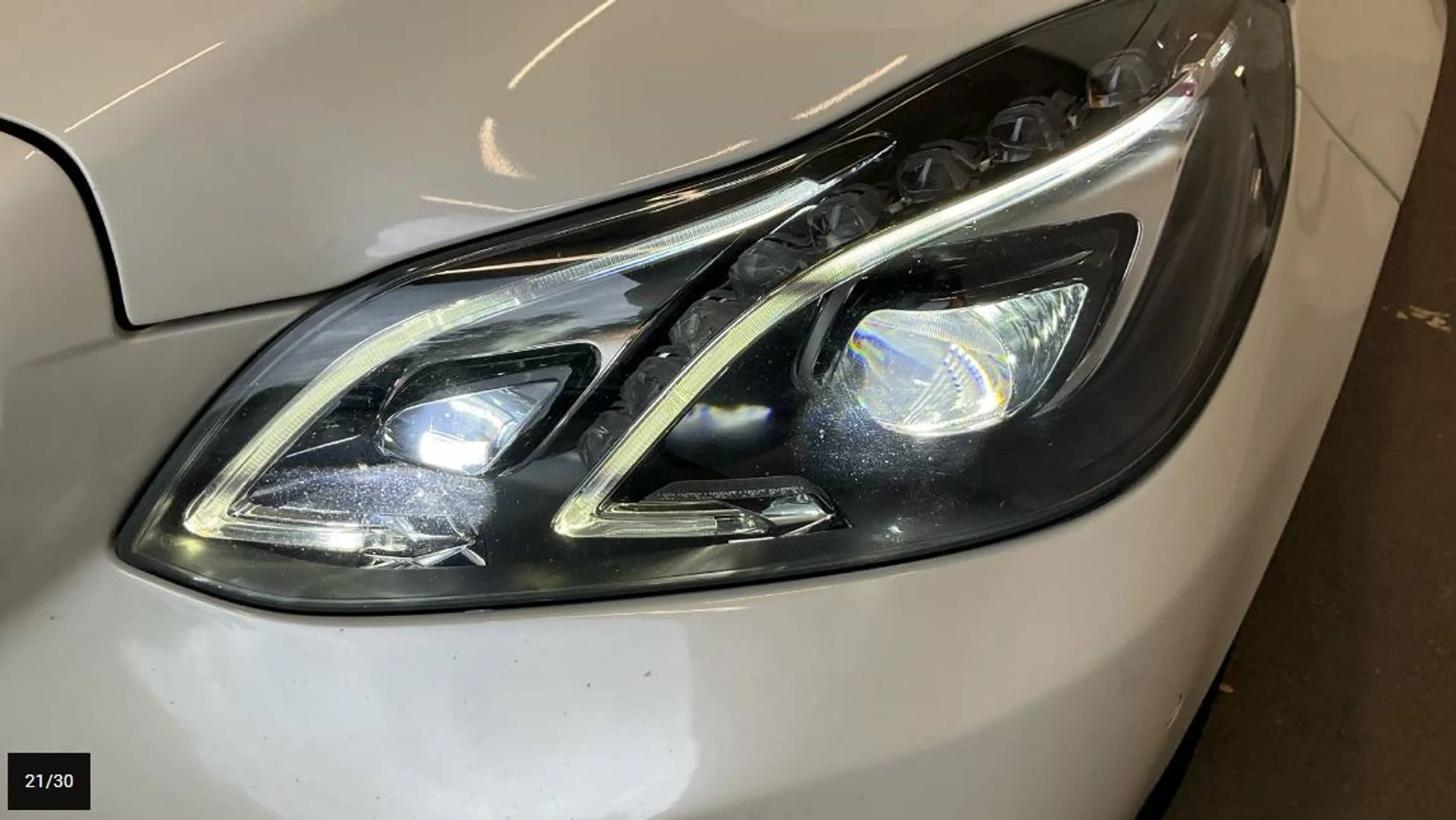 Mercedes-Benz E 350 E 350 T BlueTEC 7G-TRONIC Avantgarde *SPORTPAKET*MASSAGE*AHK*PARKASSIST*KAMERA* — photo 17