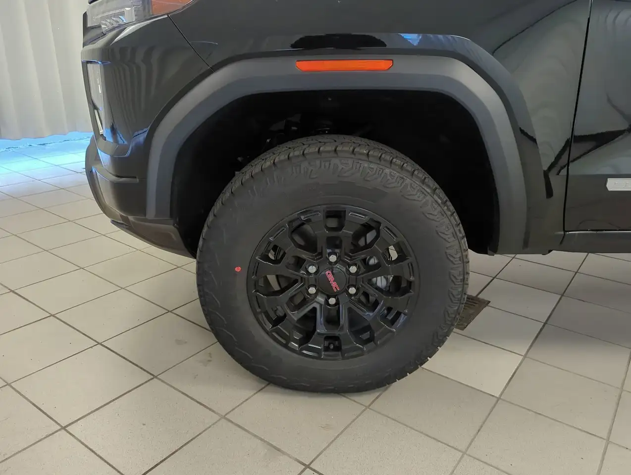 GMC Canyon снимка GMC Canyon