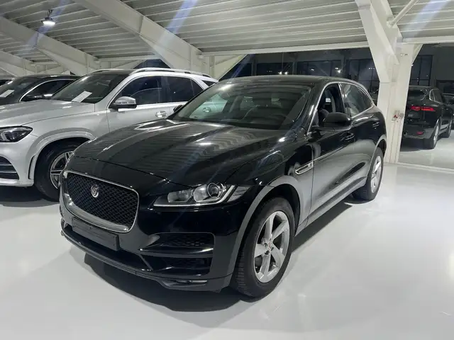 Jaguar F-Pace 3.0 D V6 AWD 300 pure (EU6.2) met maar 75000km !!
