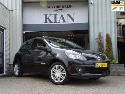Renault Clio 2.0-16V Initiale| Automaat