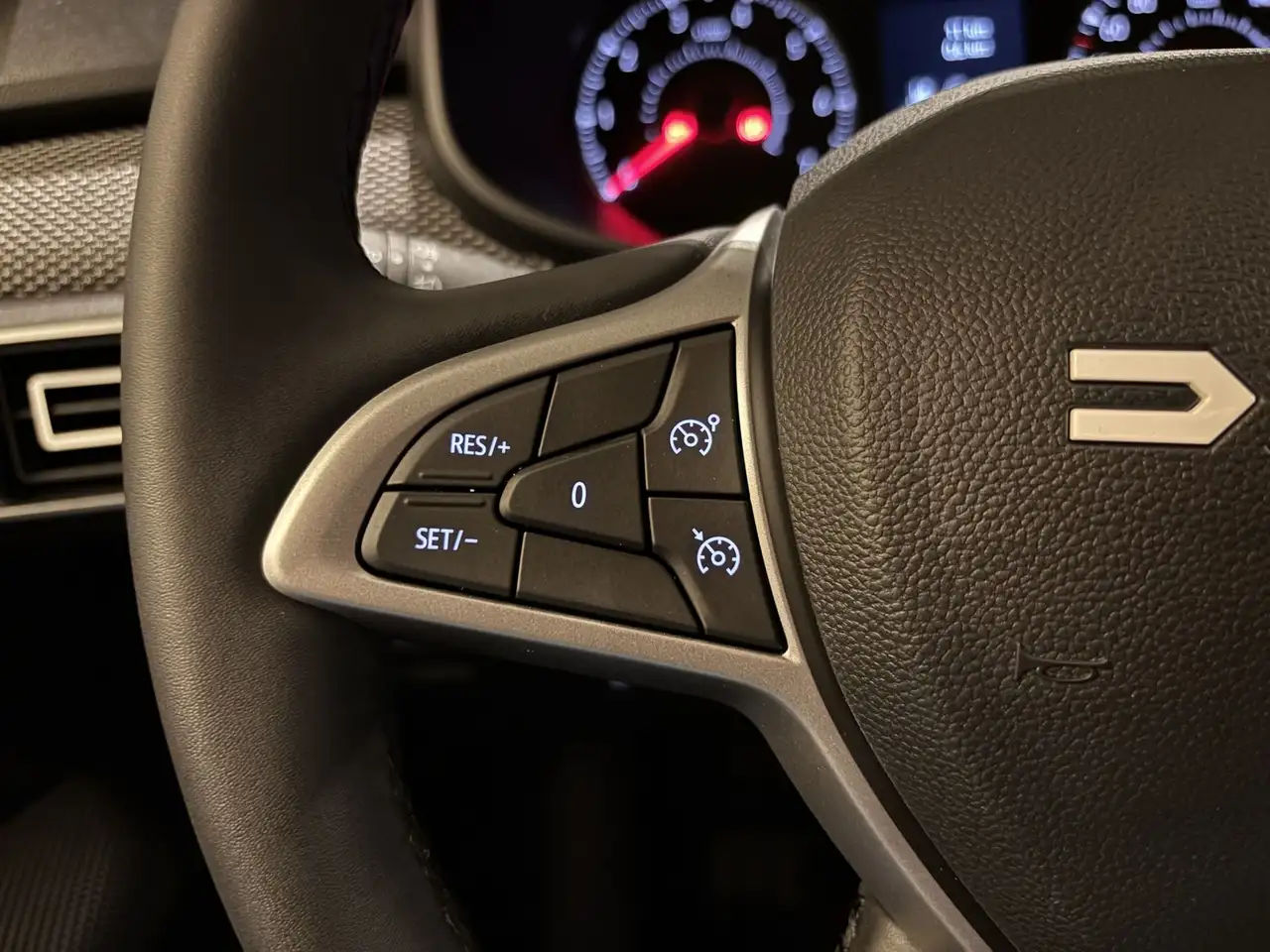 Dacia Jogger 1.0 TCe GPL 100CV 7 posti Expression - DISPONIBILE IN PRONTA CONSEGNAN 1 GRIGIO PASTELLO,1 NERO- GLI UNICI A VERONA A FAR 8