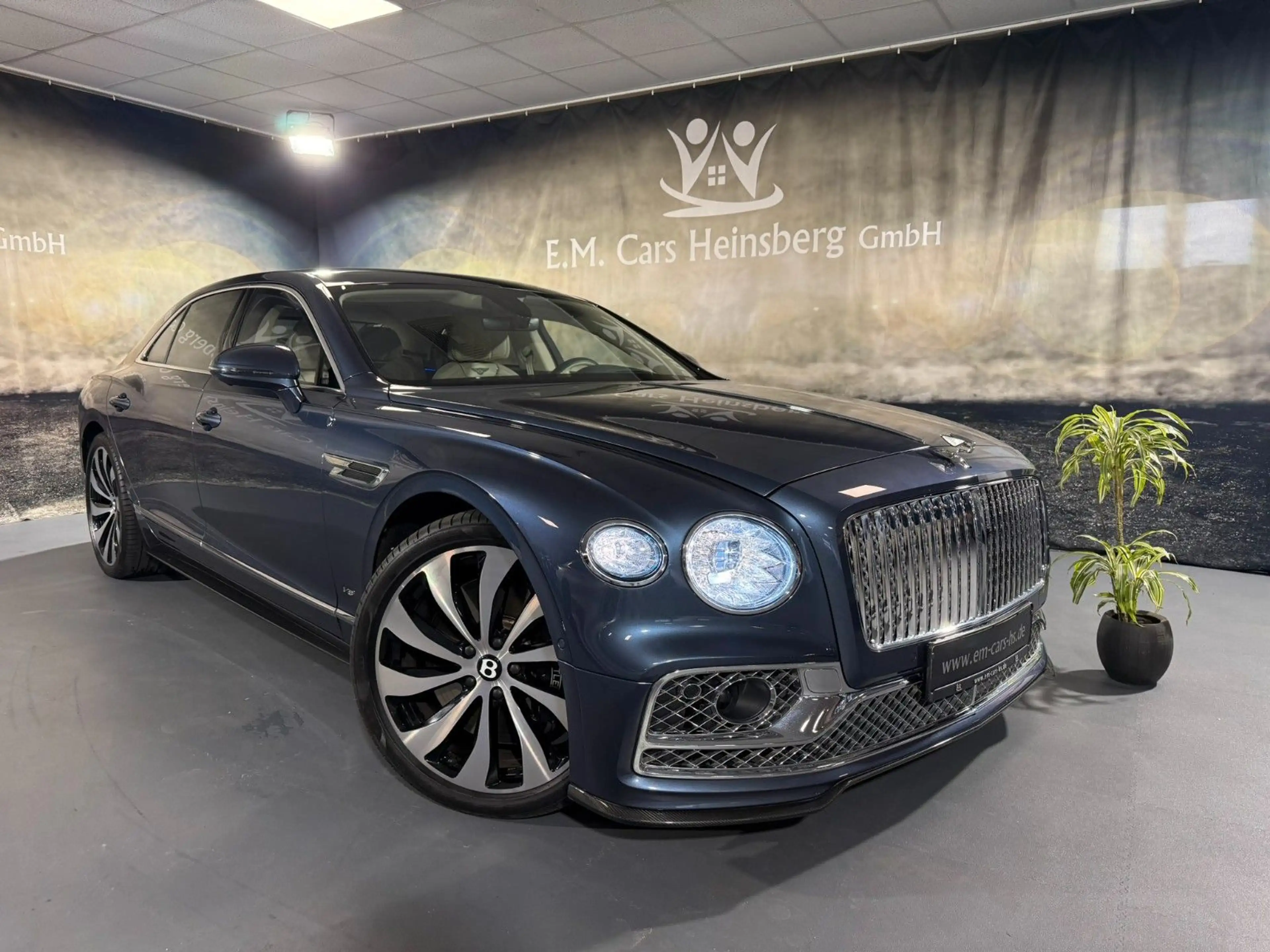 Bentley Flying Spur V8 Mansory, Carbon, Exclusive, Naim
