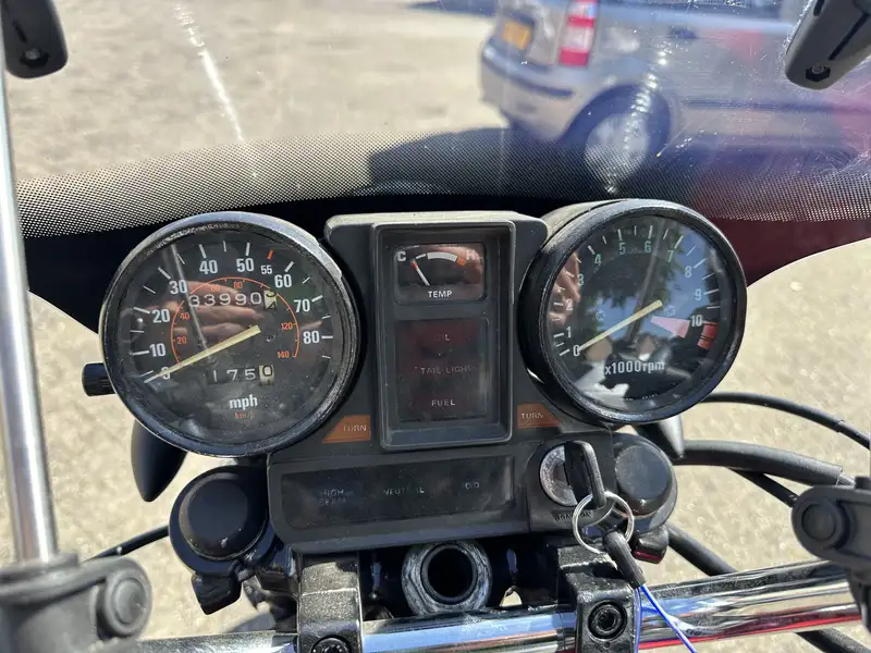 Honda VF 750 - foto 5