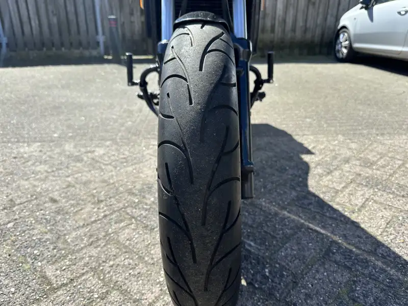 Honda VF 750 - foto 8