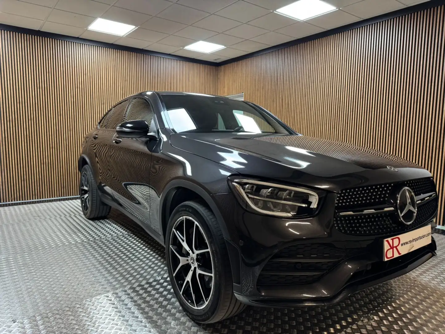 Mercedes-Benz GLC 300 Coupé 300e 4Matic Negro - 2