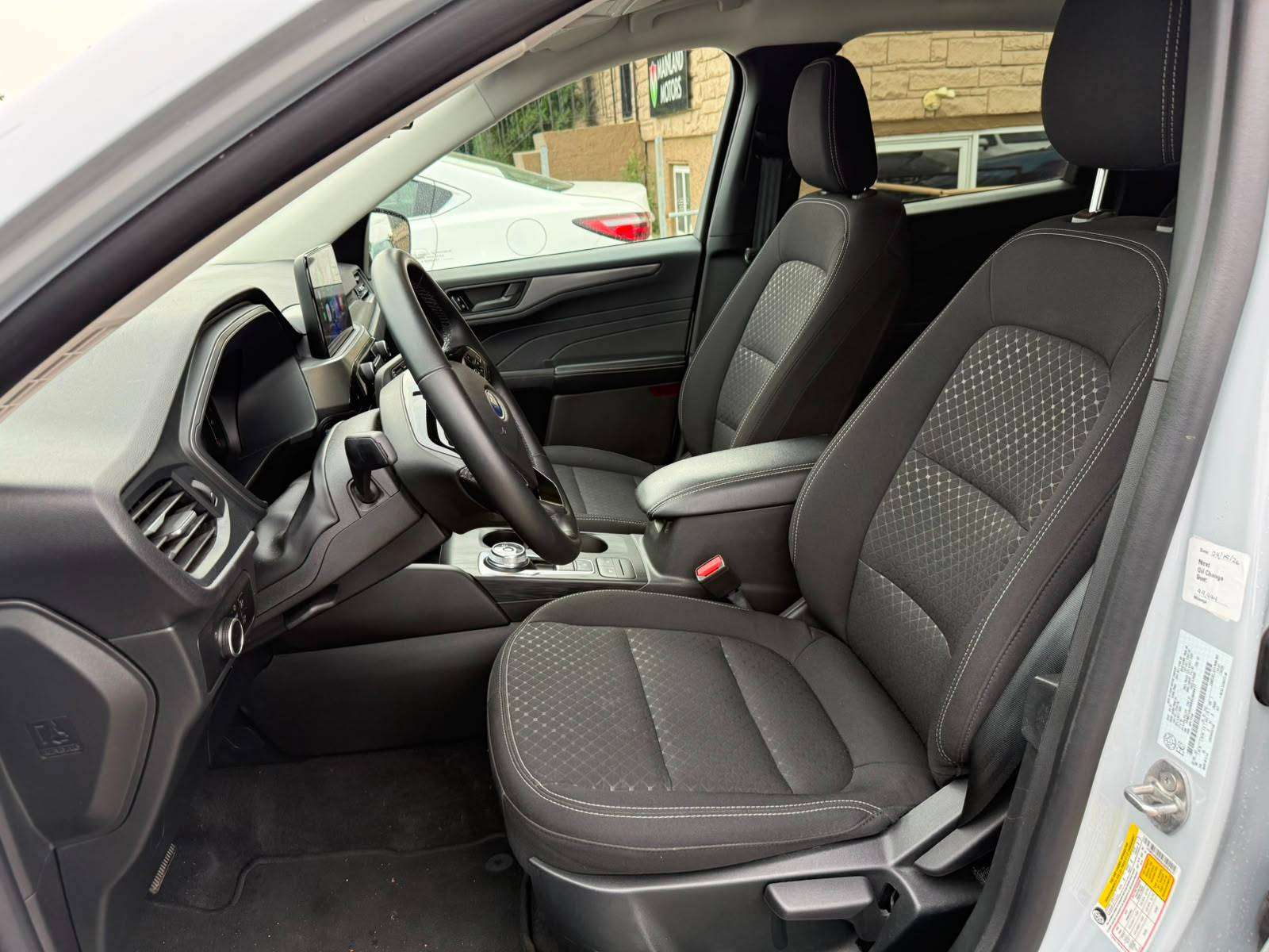 2025 Ford Escape — view 10