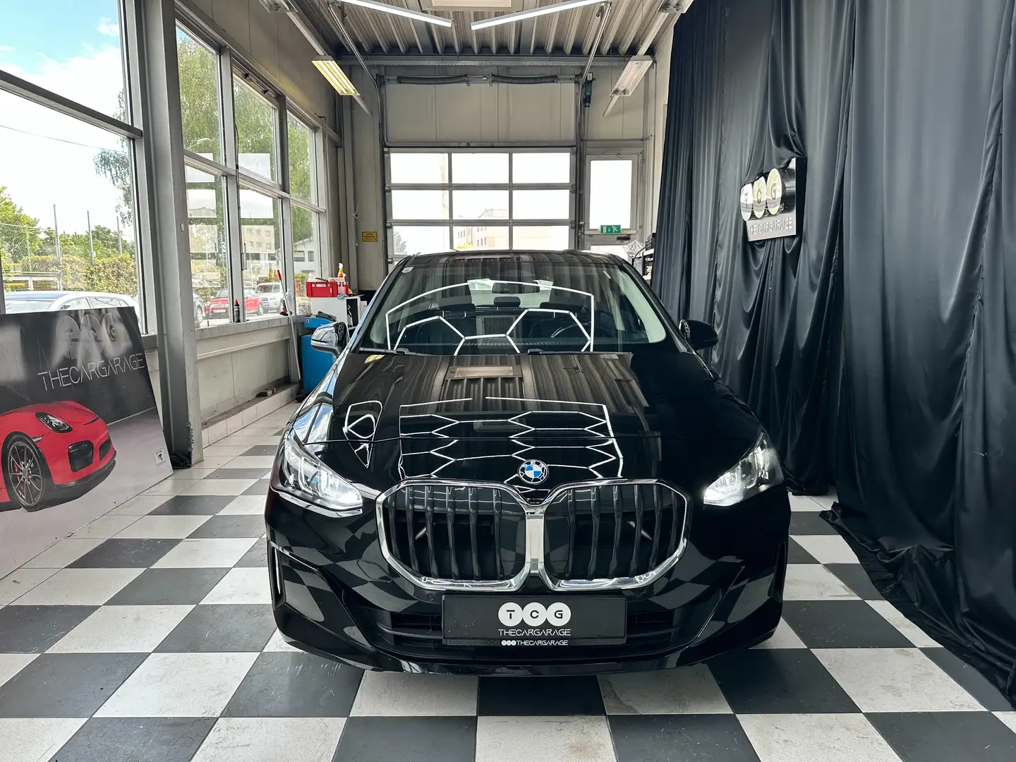 BMW 218 218 d Schwarz - 2