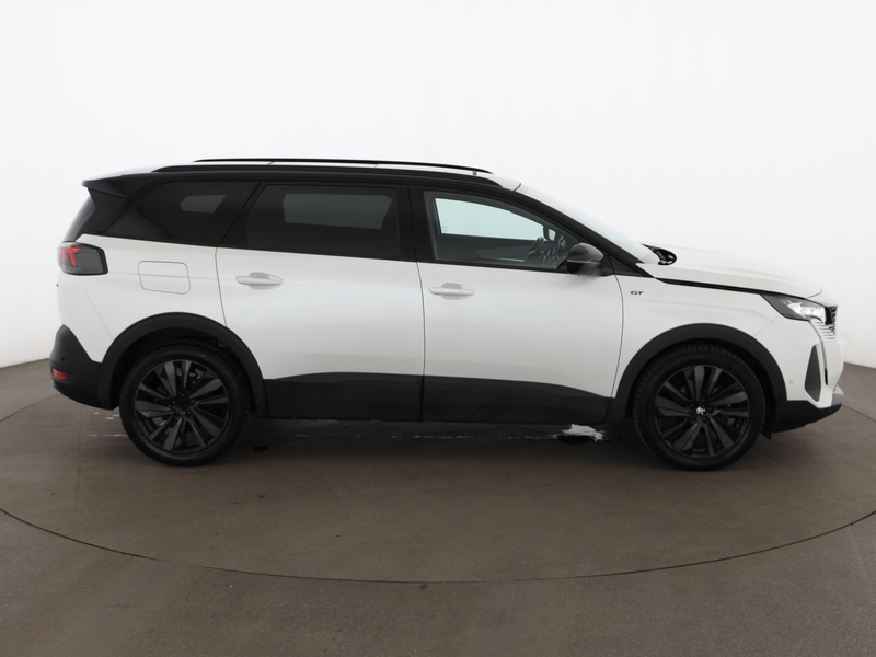 Peugeot 5008 1.2 136 GT Aut 7-SITZER LED SKY AHK RADAR — photo 3