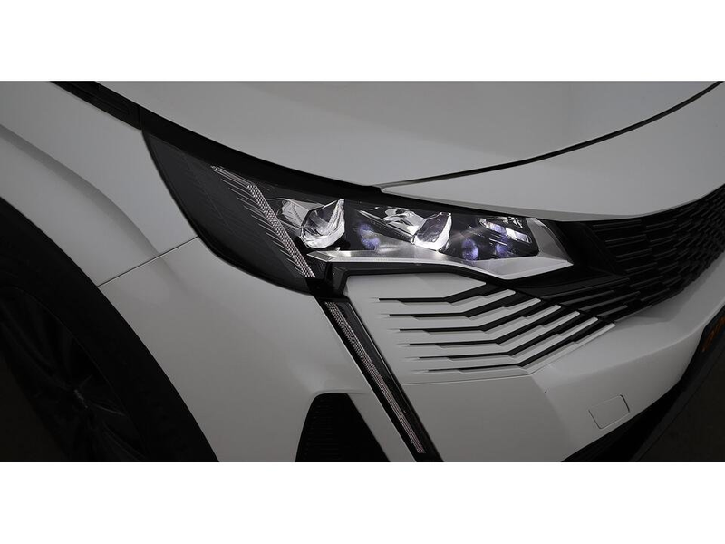 Peugeot 5008 1.2 136 GT Aut 7-SITZER LED SKY AHK RADAR — photo 9