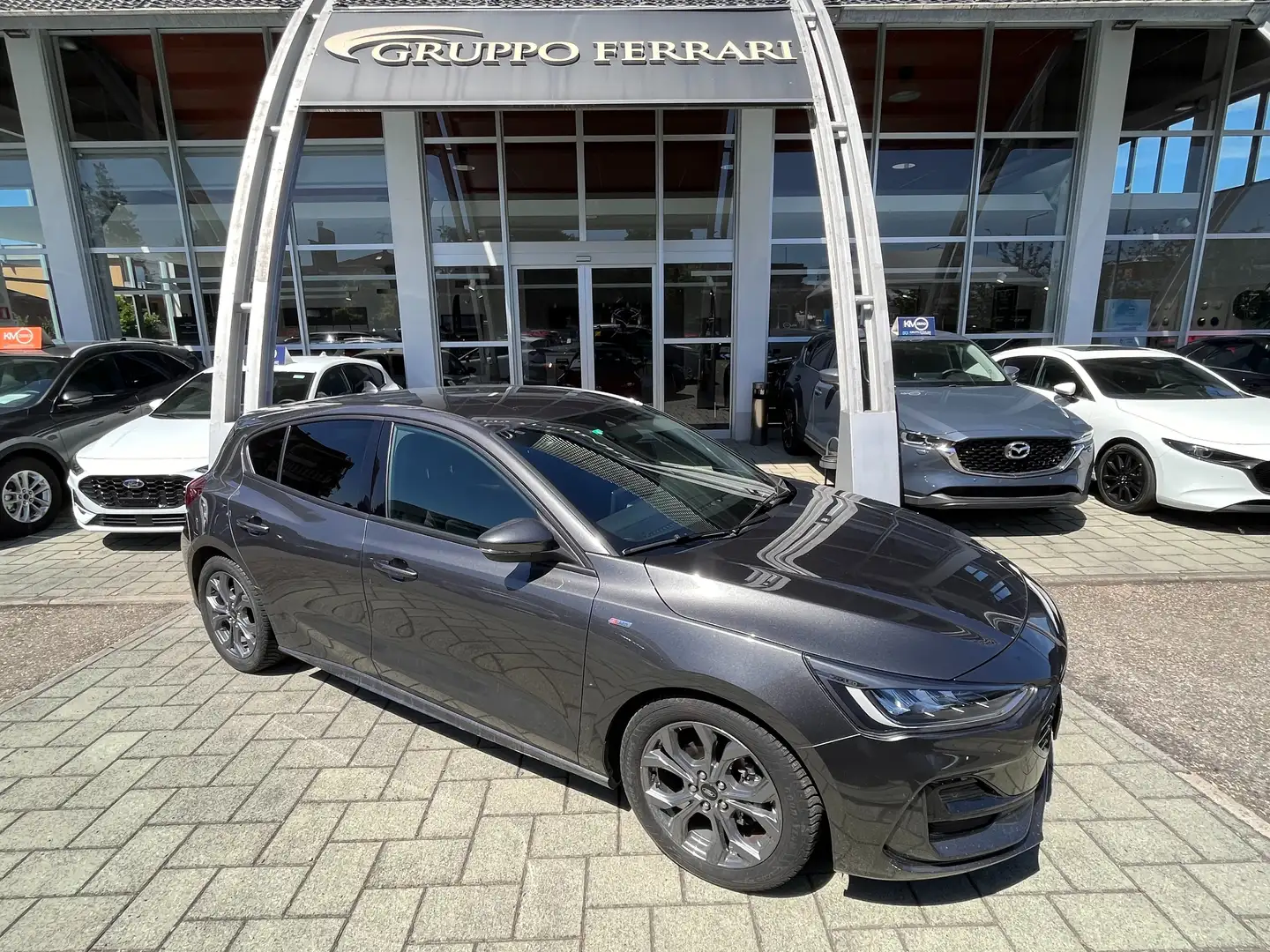 Ford Focus Focus V 2022 1.5 ecoblue ST-Line 115cv auto Grigio - 2