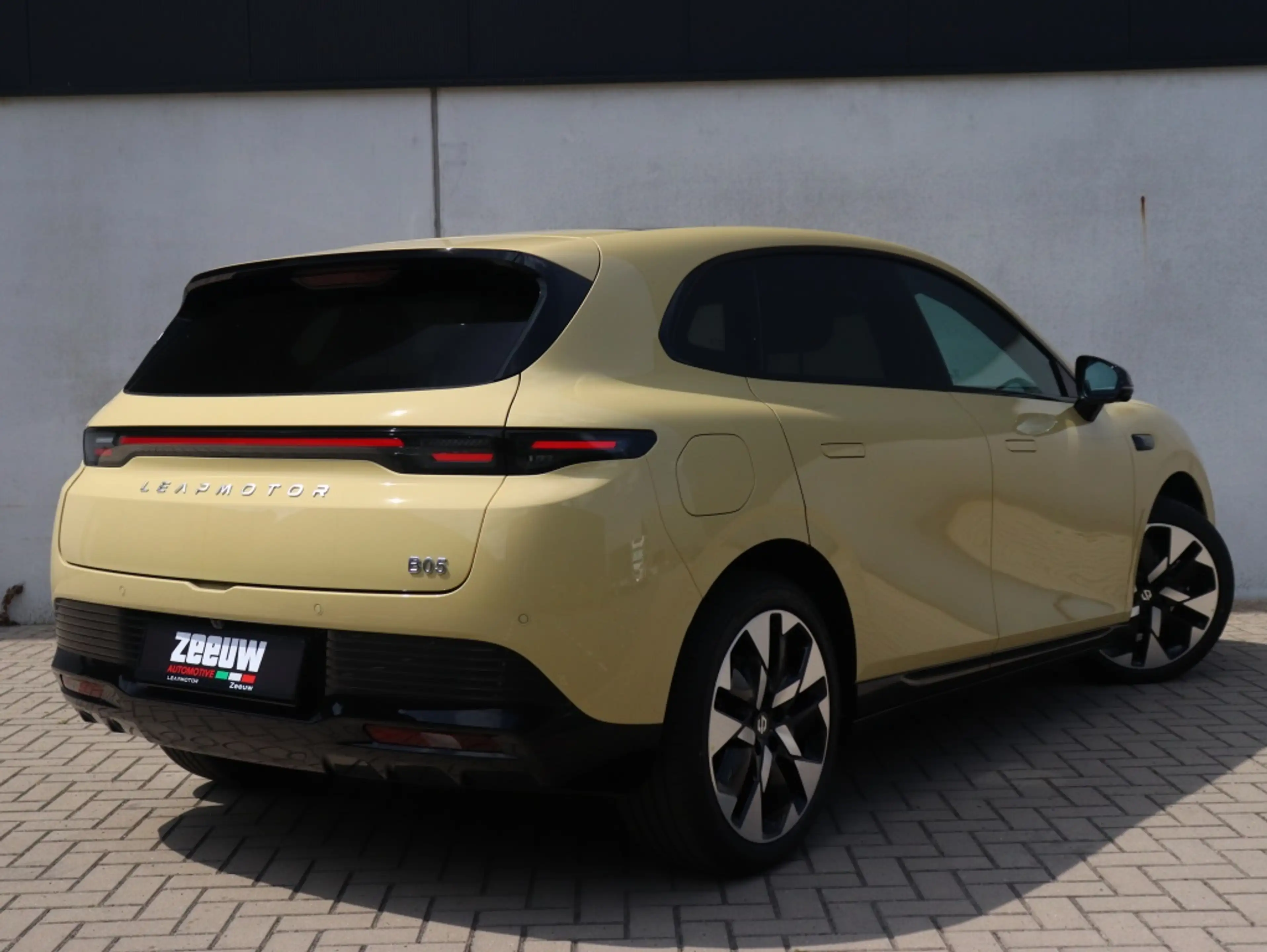 Leapmotor B05 ProMax Design 67.1 kWh | Boek nu uw proefrit bij Z — photo 2