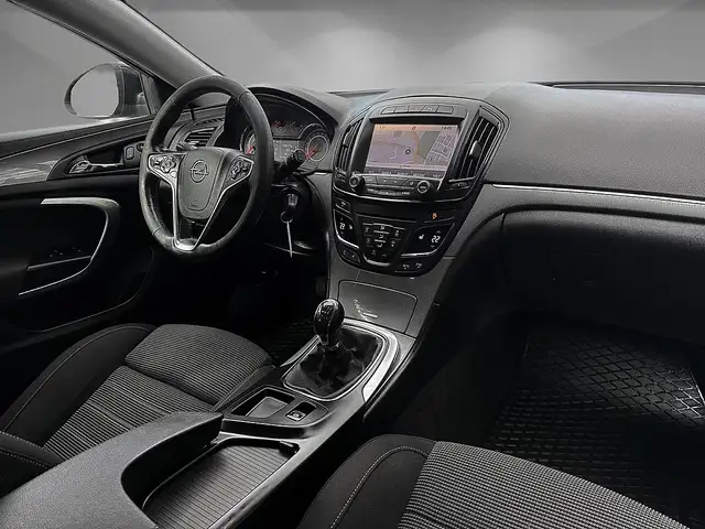 Opel Insignia view 10
