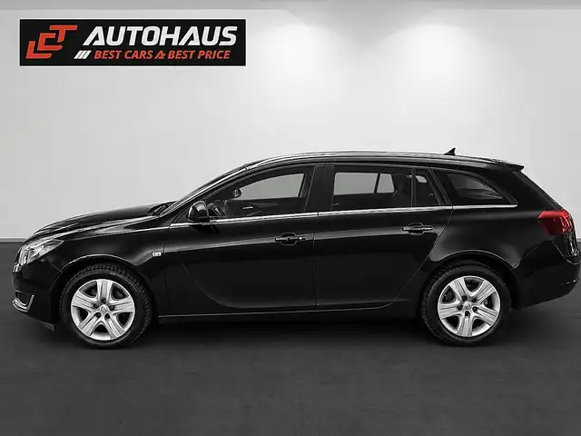 Opel Insignia view 2