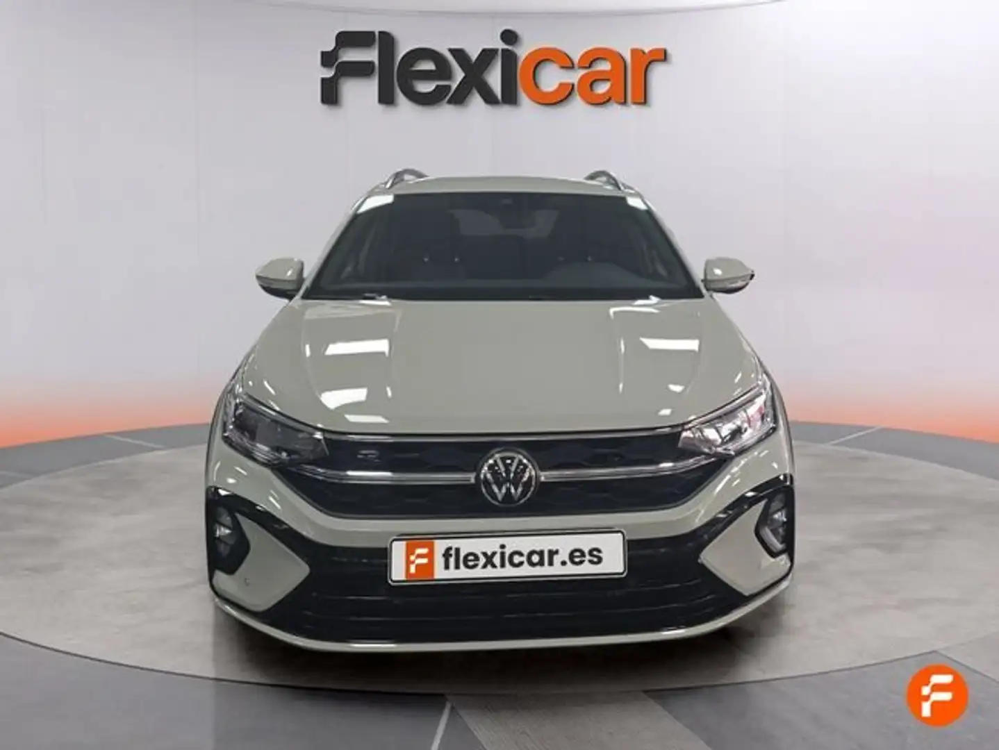 Volkswagen Taigo 1.0 TSI R-Line DSG 81kW Beige - 2