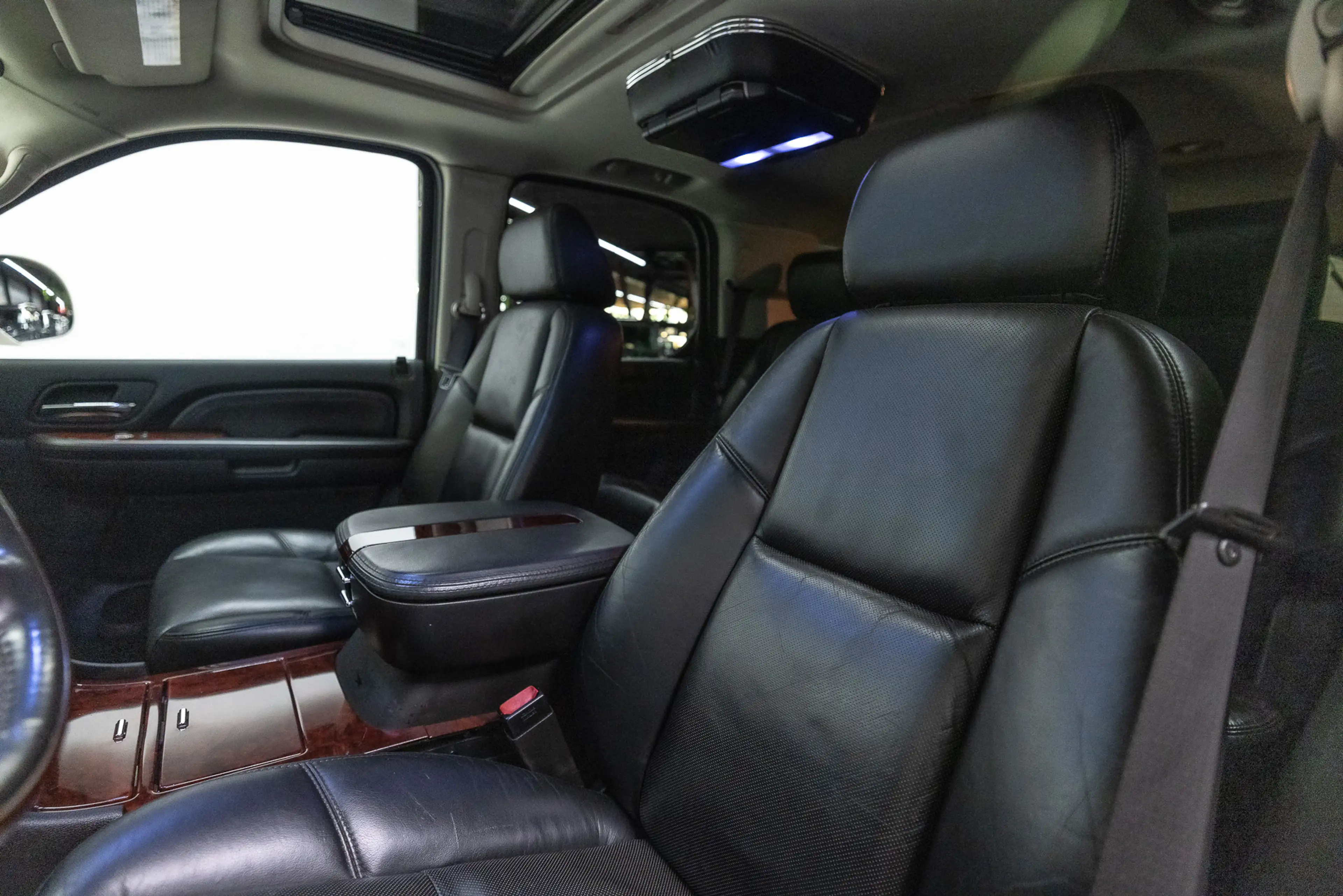 Cadillac Escalade 6.2 V8 Elegance Btw auto, Fiscale waarde € 12.000, — photo 4