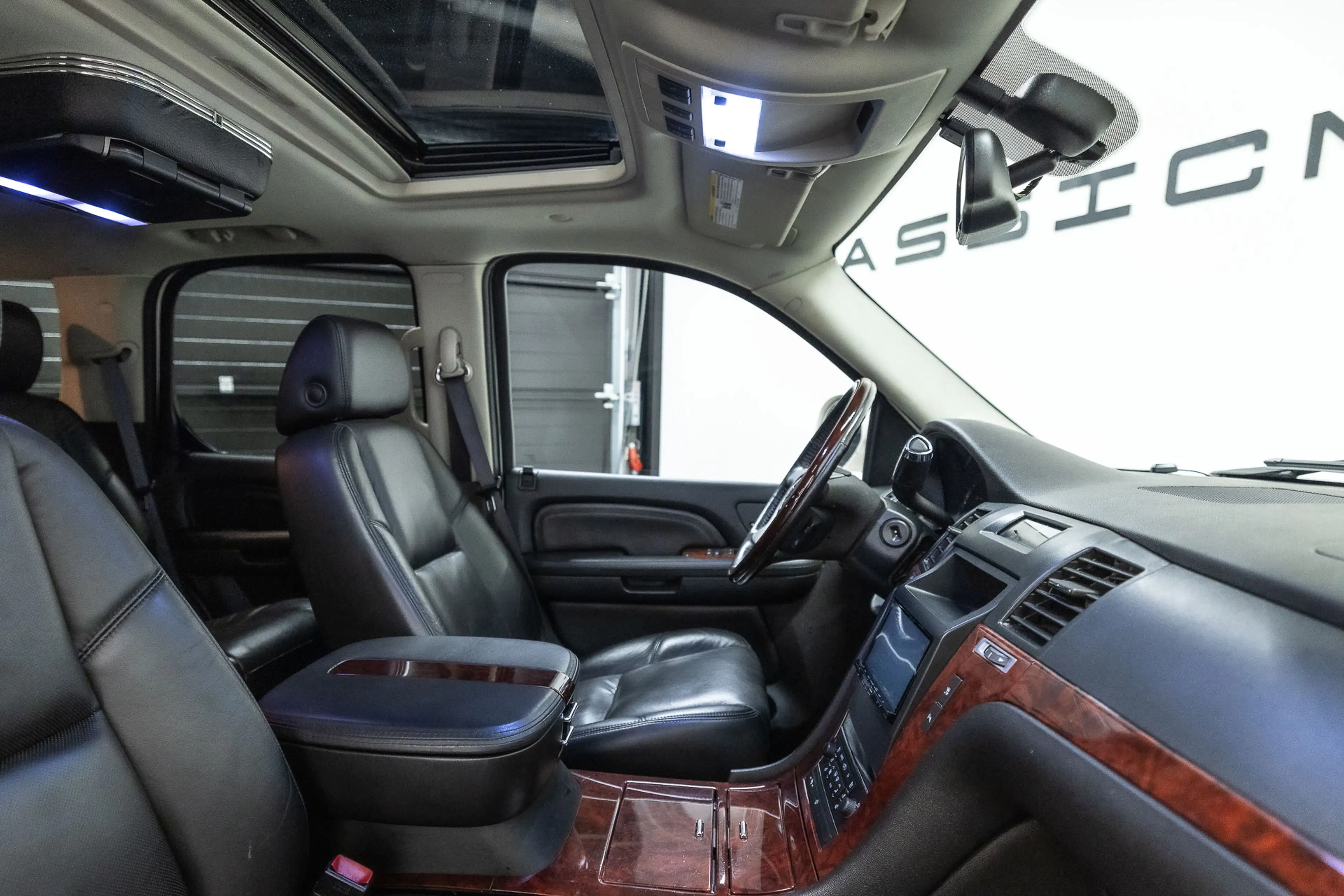 Cadillac Escalade 6.2 V8 Elegance Btw auto, Fiscale waarde € 12.000, — photo 2