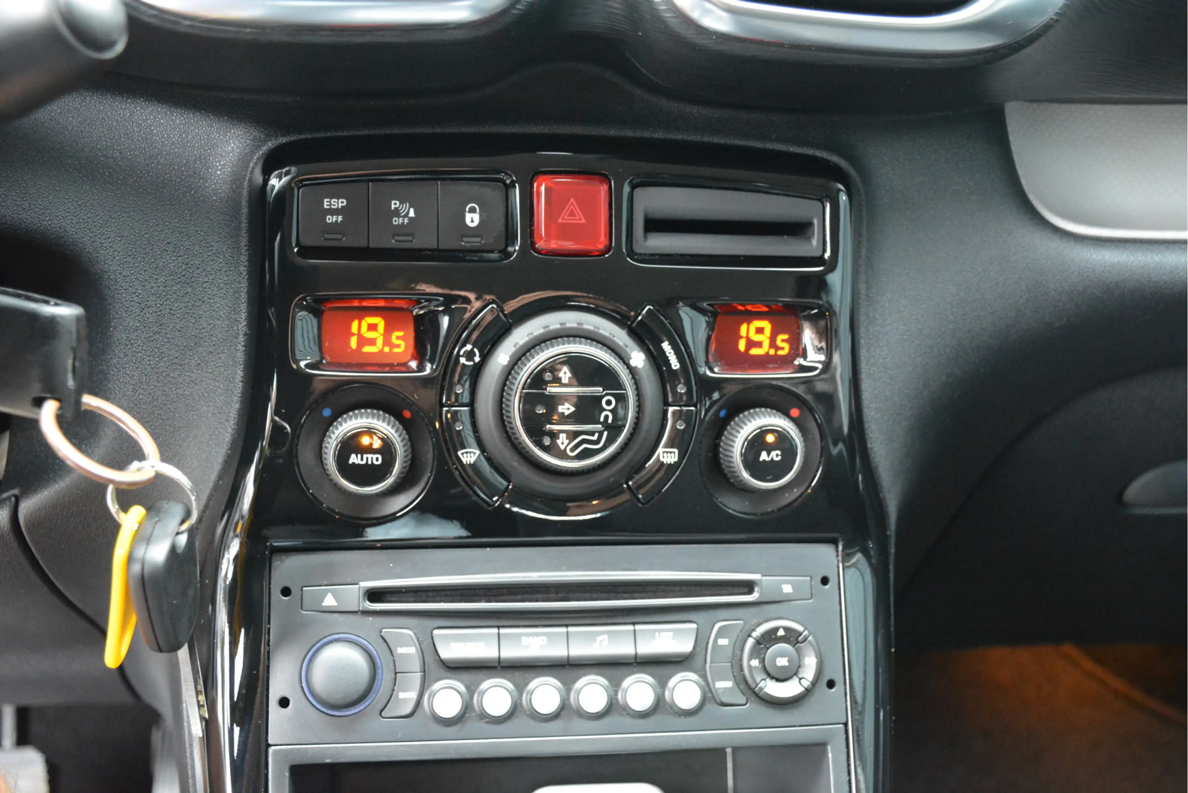 Citroen C3 Picasso 1.6 VTi Exclusive Automaat Trekhaak Clima — photo 4