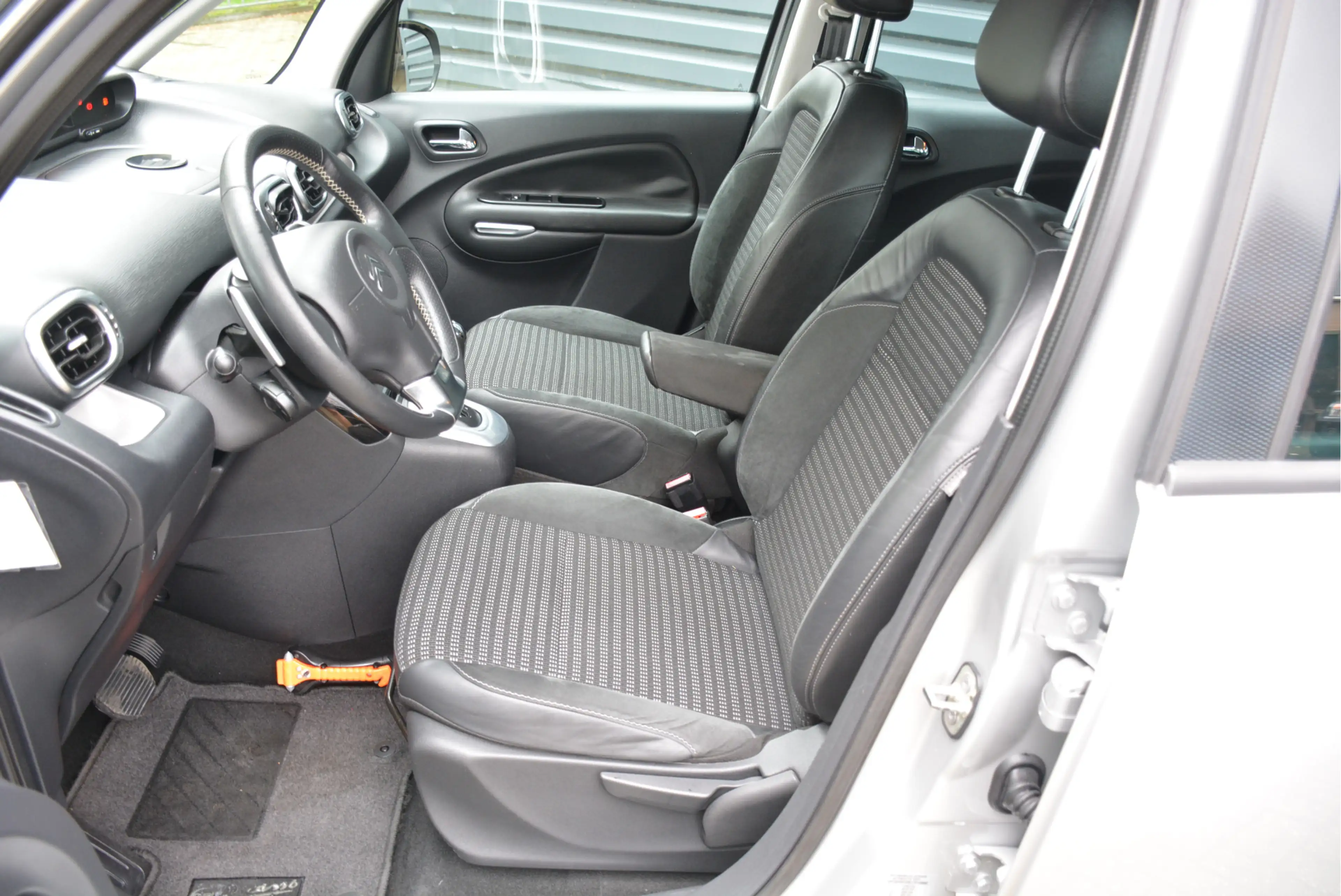 Citroen C3 Picasso 1.6 VTi Exclusive Automaat Trekhaak Clima — photo 13