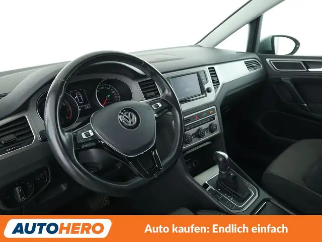 Volkswagen Golf Sportsvan view 11
