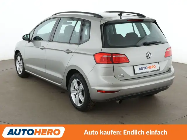 Volkswagen Golf Sportsvan view 4
