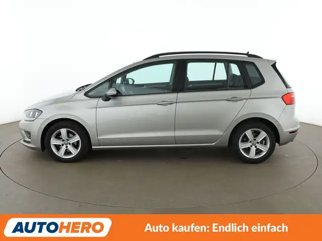 Volkswagen Golf Sportsvan view 3