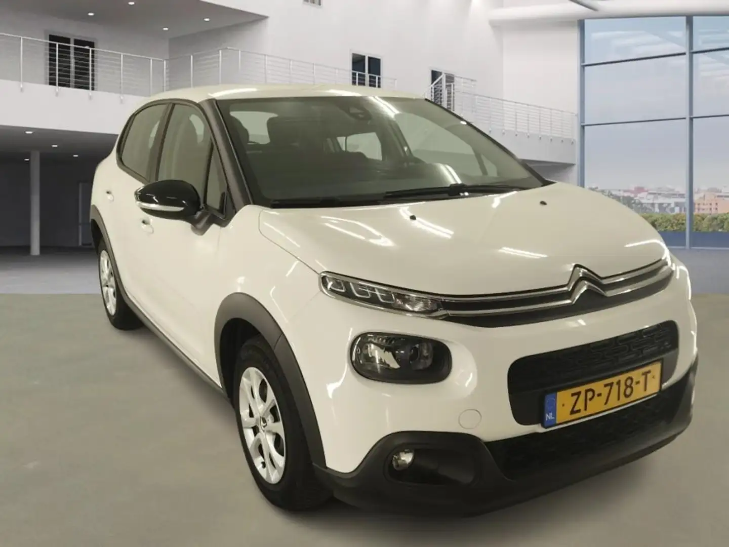 Citroen C3 1.2 PureTech S&S Feel / NL PRIJS 7699 Blanc - 2