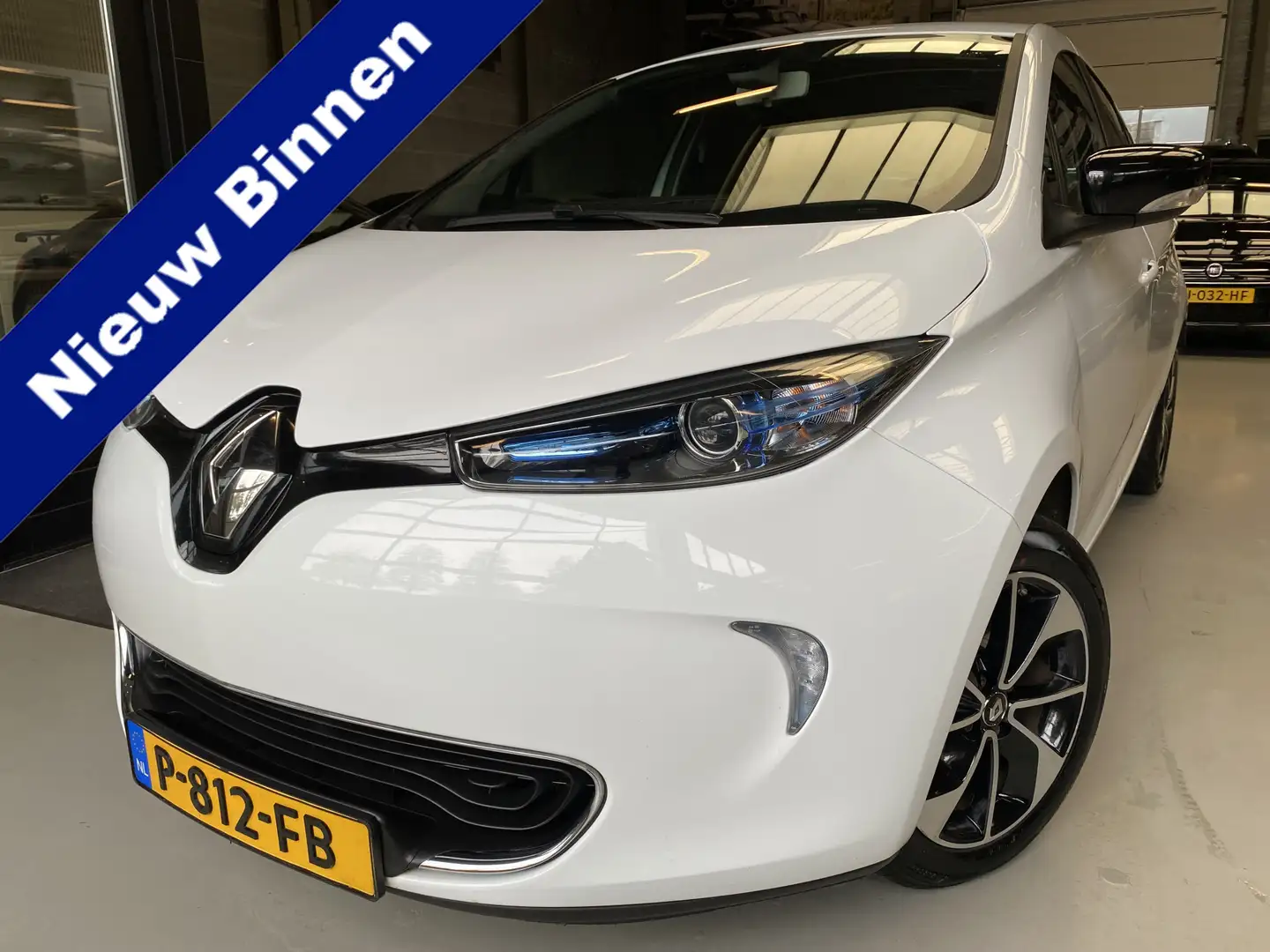 Renault ZOE R90 Intens 41 kWh (ex Accu) Camera, Navi, Climate Wit - 1