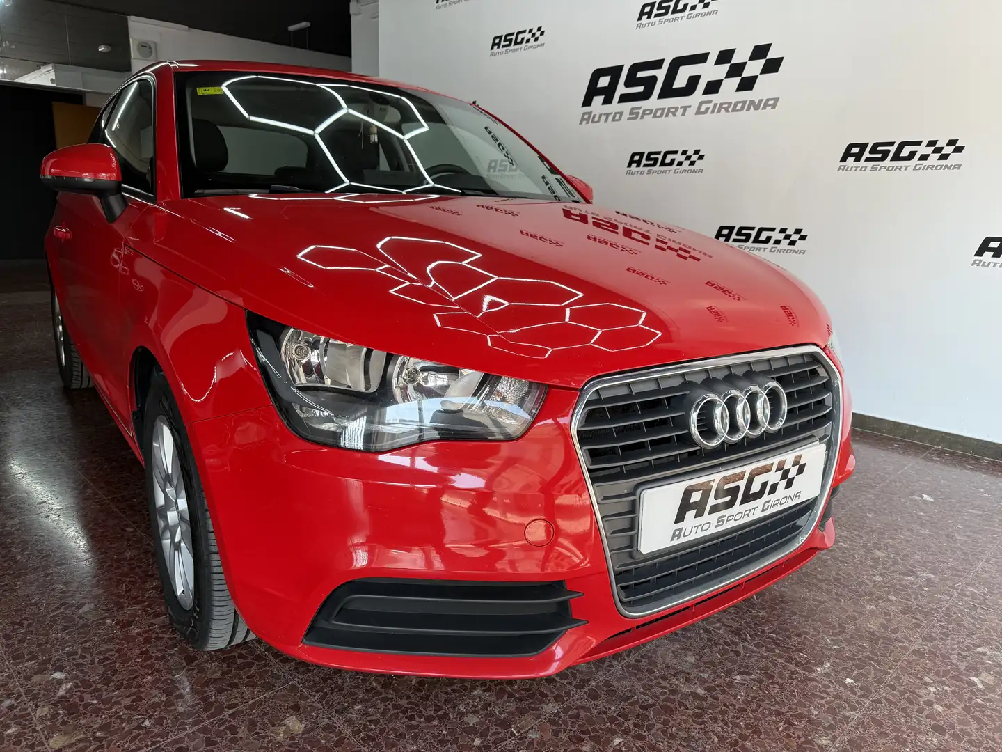Audi A1 1.6TDI Adrenalin 90 - 2