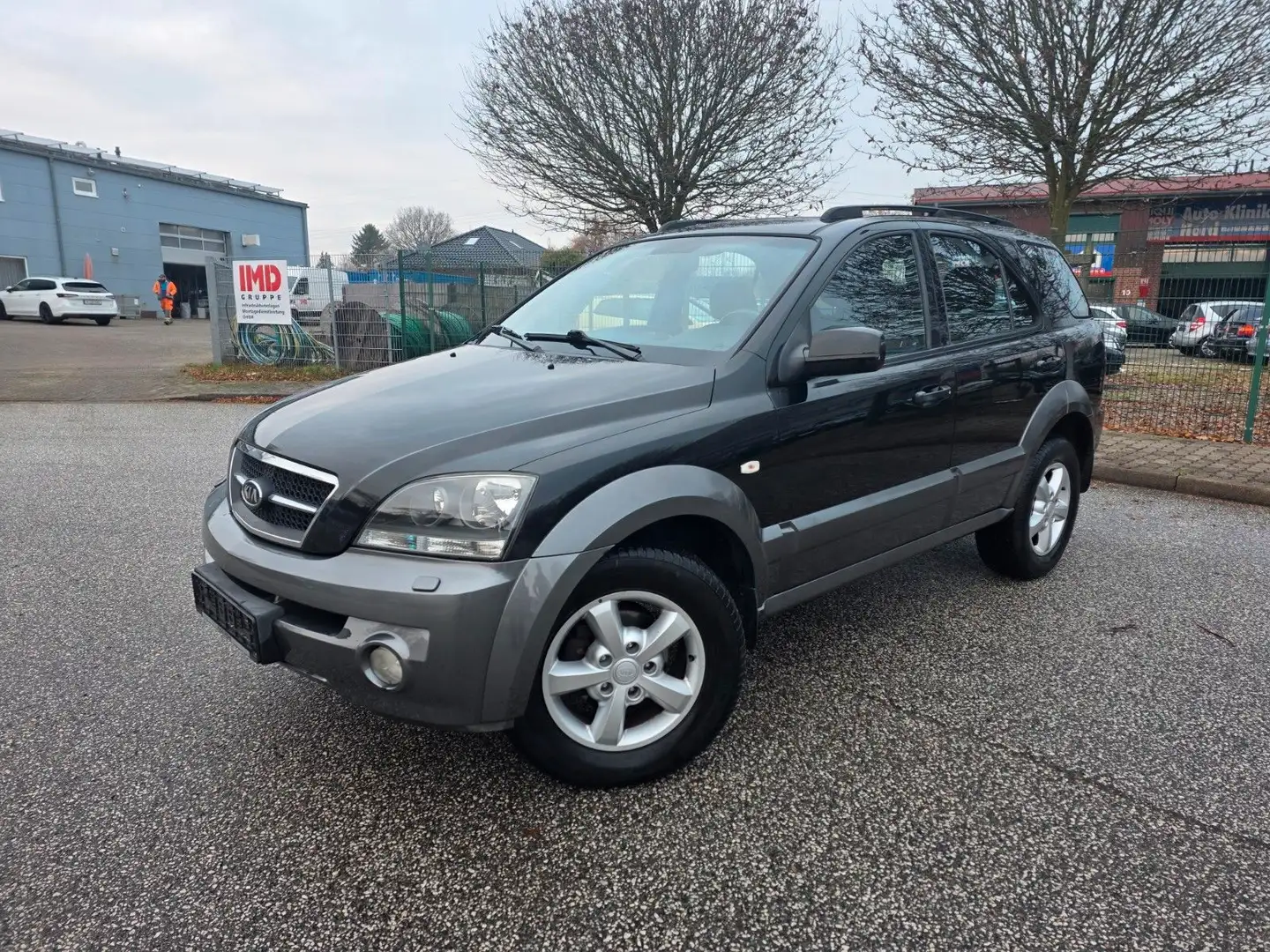 Kia Sorento 2.5 CRDi LX-KLIMA-NAVI-AHK-TÜV NEU Noir - 1