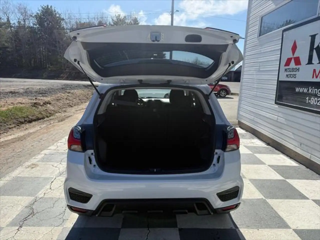 Mitsubishi Eclipse Cross снимка Mitsubishi Eclipse Cross