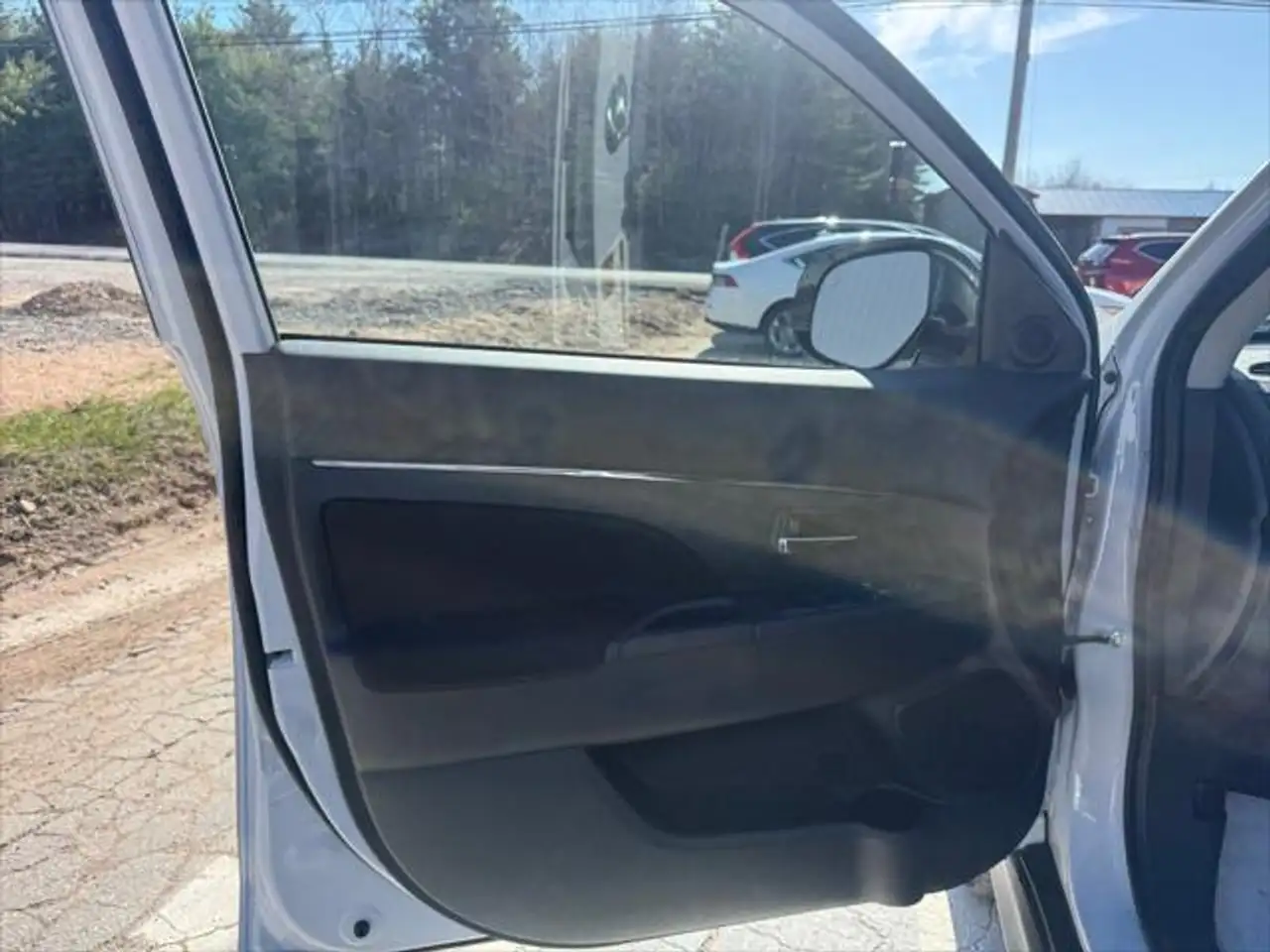 Mitsubishi Eclipse Cross снимка Mitsubishi Eclipse Cross