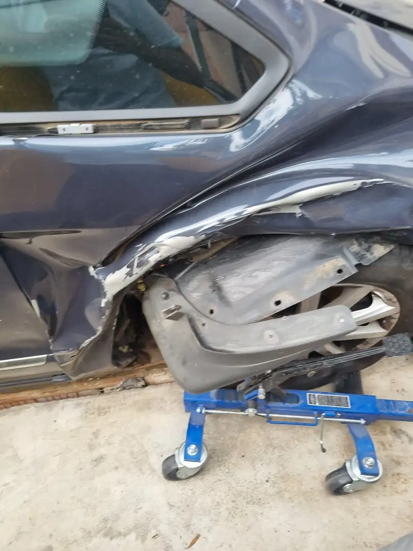 Ford Galaxy 2.0 TDCi DPF Titanium - 1