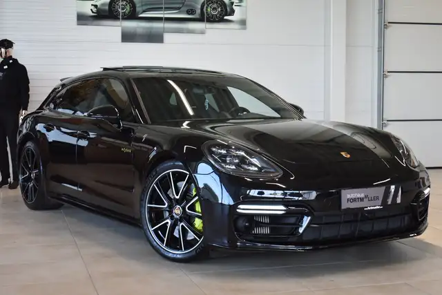 Porsche Panamera 4 S E-Hybrid Sport Turismo //Sport Design