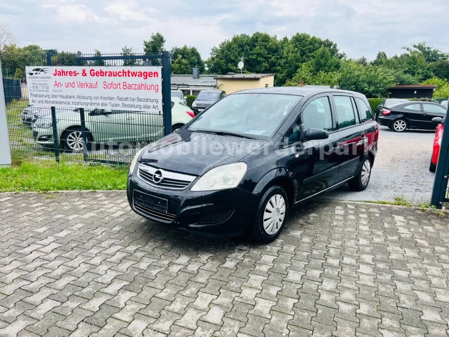Opel Zafira B Selection "110 Jahre" Schwarz - 1