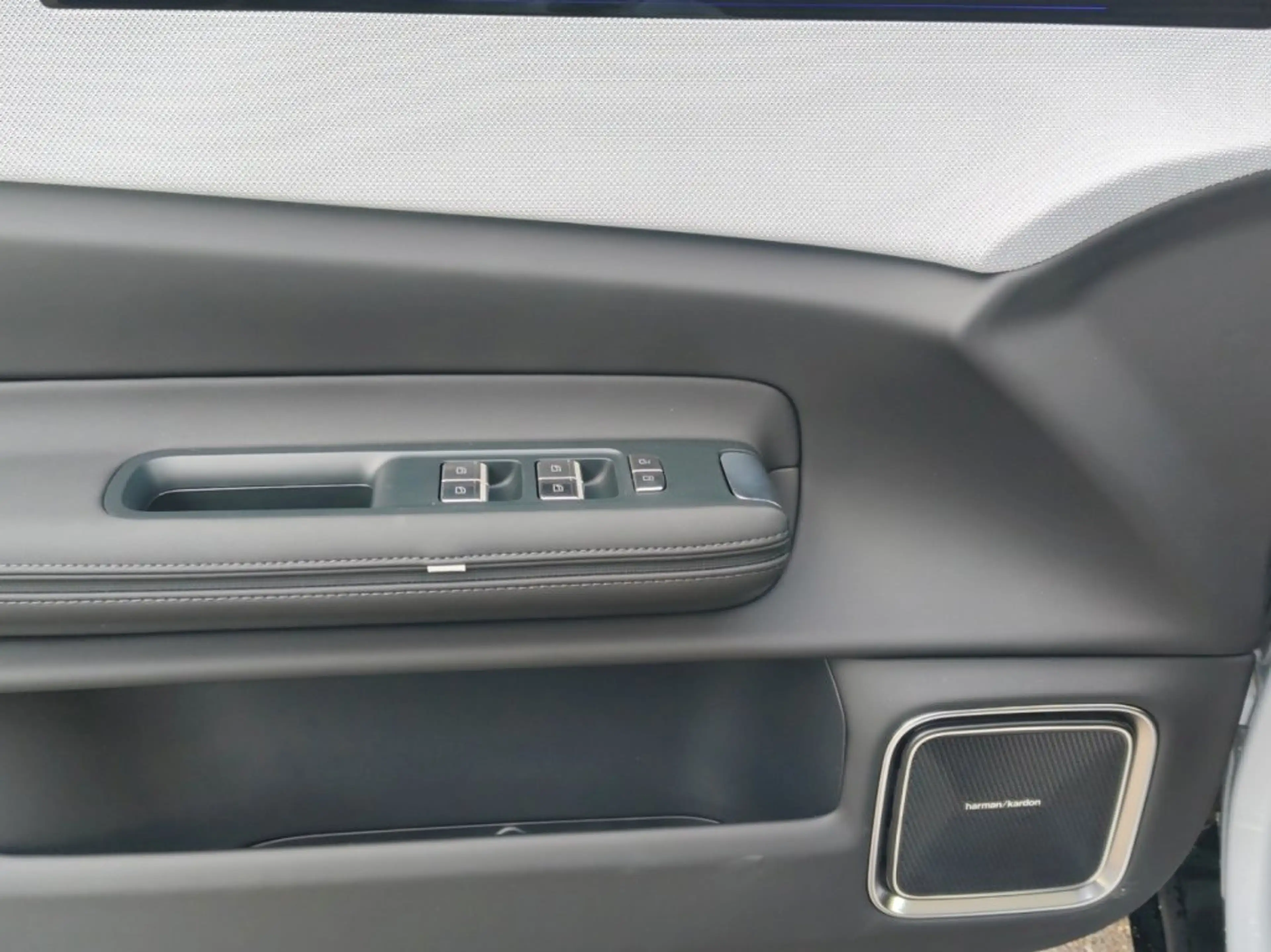 Polestar 4 Polestar 4 — photo 7