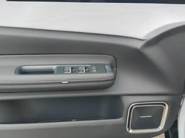 Polestar 4 Polestar 4 Ansicht 7