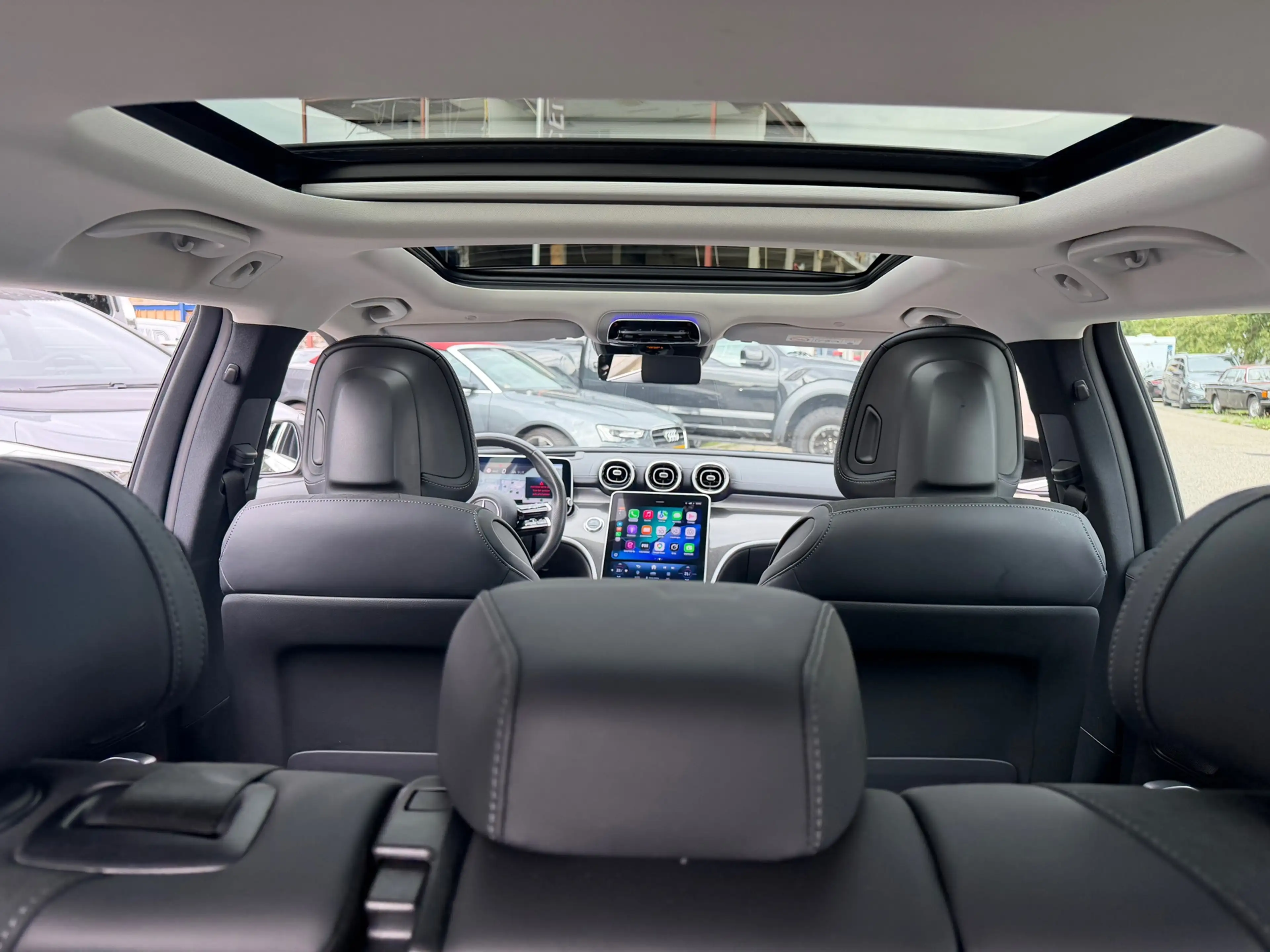 Mercedes-Benz C 300 Estate e AMG Line 313PK Pano|Carplay|ACC|Hud|360Ca — photo 31