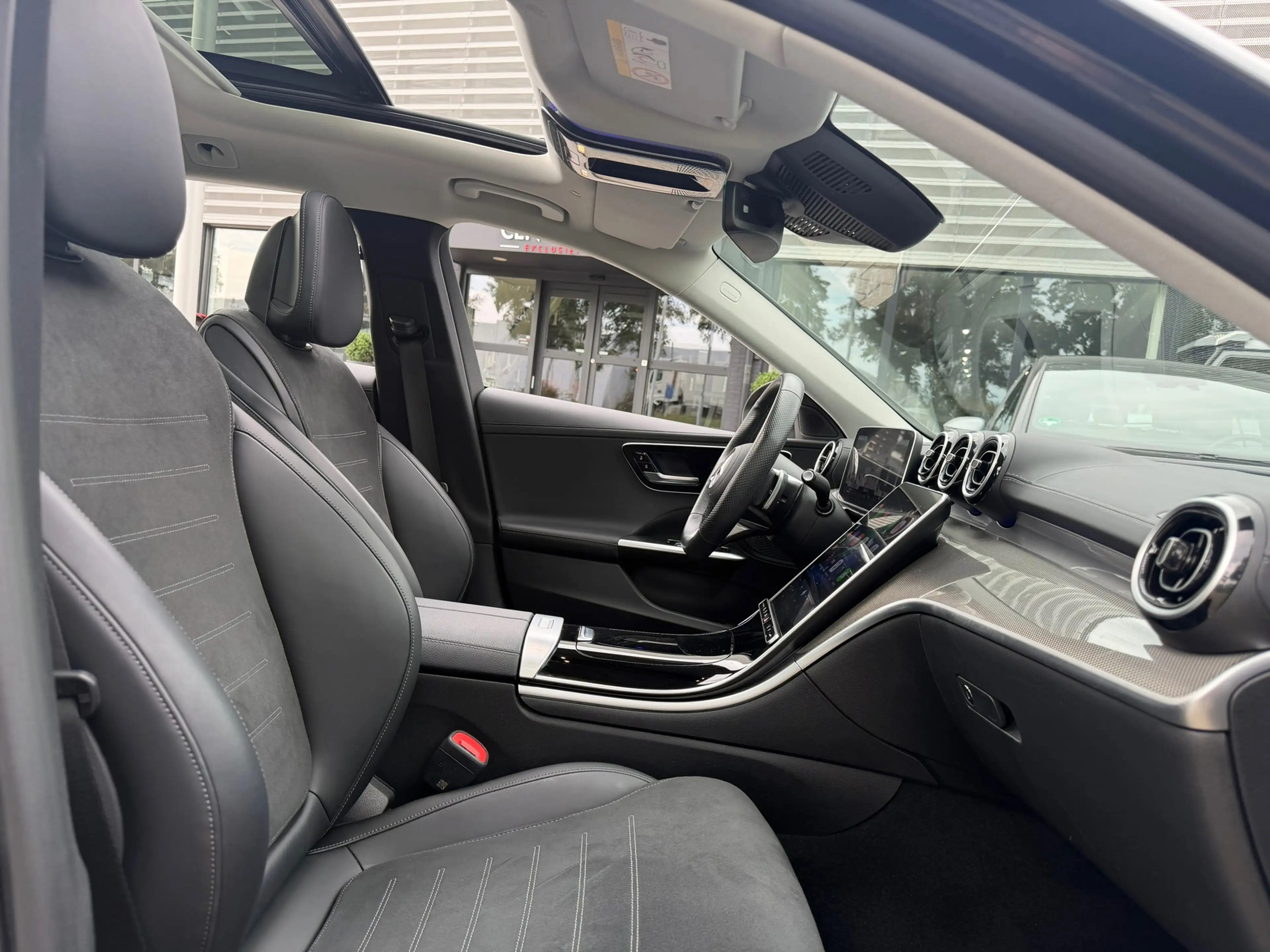 Mercedes-Benz C 300 Estate e AMG Line 313PK Pano|Carplay|ACC|Hud|360Ca — photo 8
