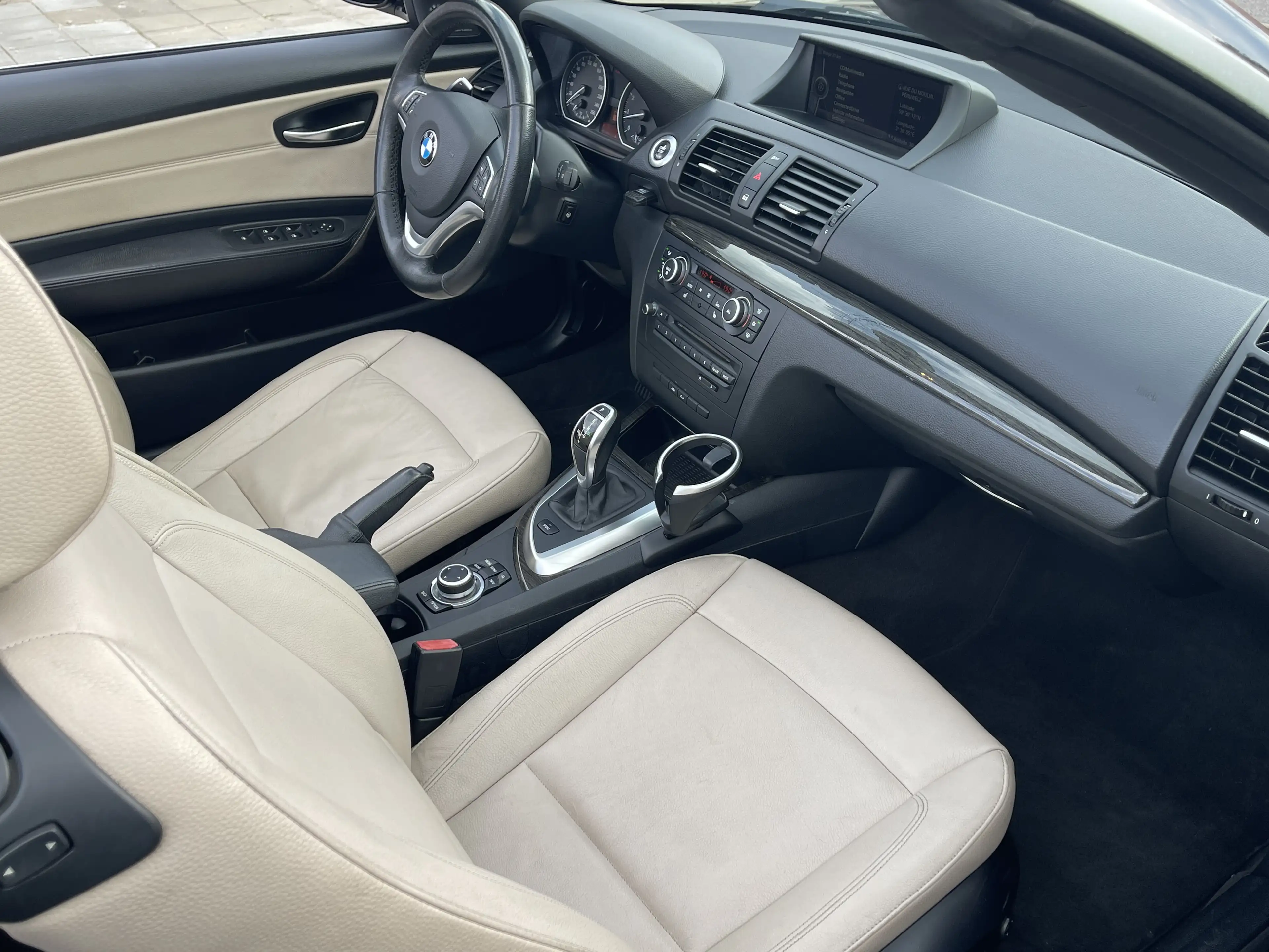 BMW 135 Cabriolet — photo 8