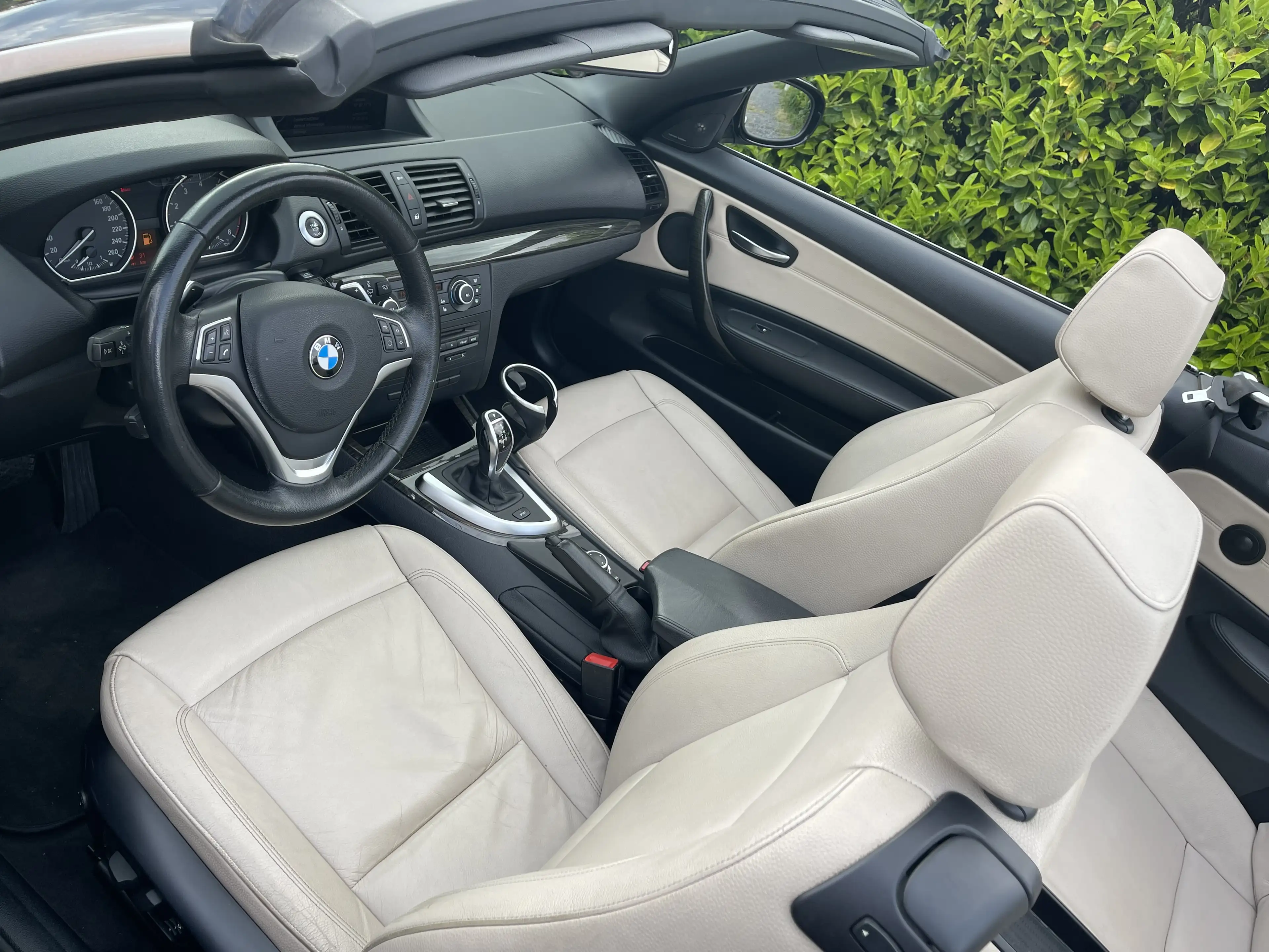BMW 135 Cabriolet — photo 7