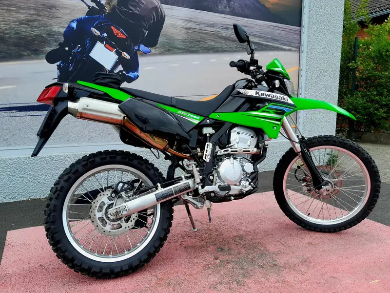 Kawasaki KLX 250 - foto 3