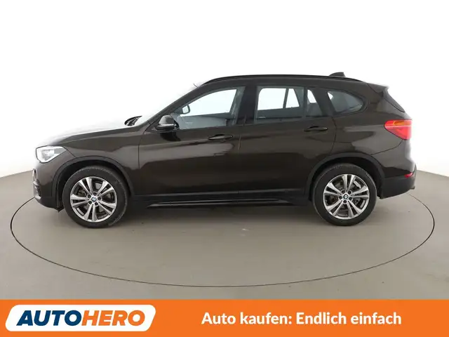 BMW X1 view 3