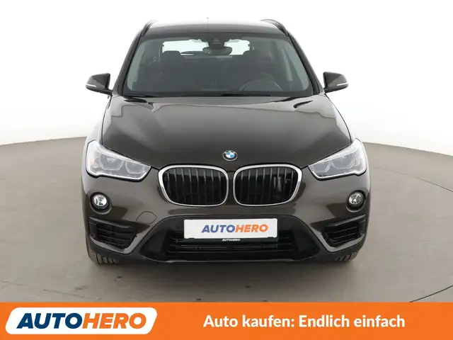 BMW X1 view 9