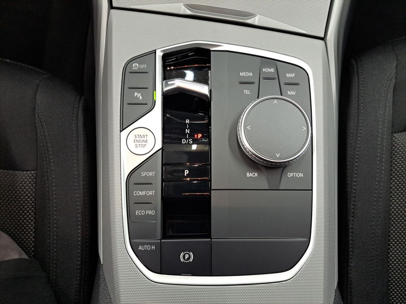 BMW 320 320d Touring xDrive Aut. NAVI SHZ PDC LED — photo 21