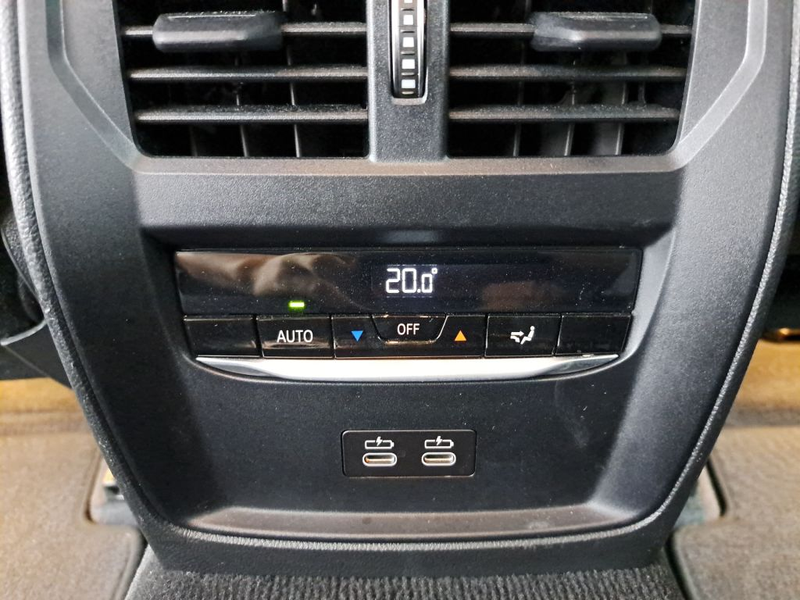 BMW 320 320d Touring xDrive Aut. NAVI SHZ PDC LED — photo 23